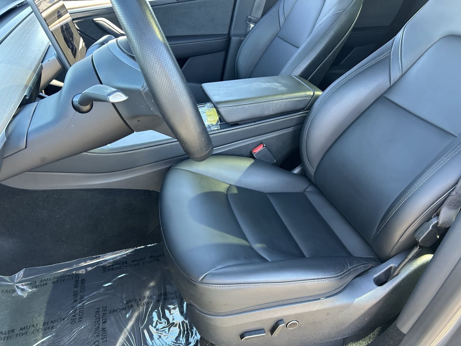 Used 2023 Tesla Model Y AWD image 24