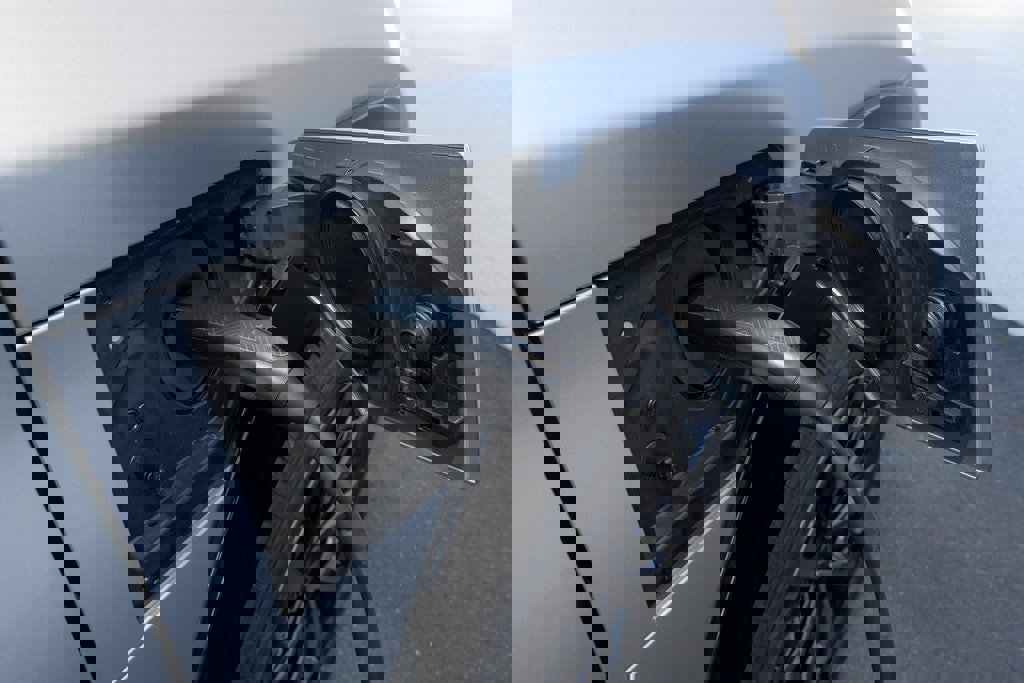 New 2026 Lexus RZ 450e image 8