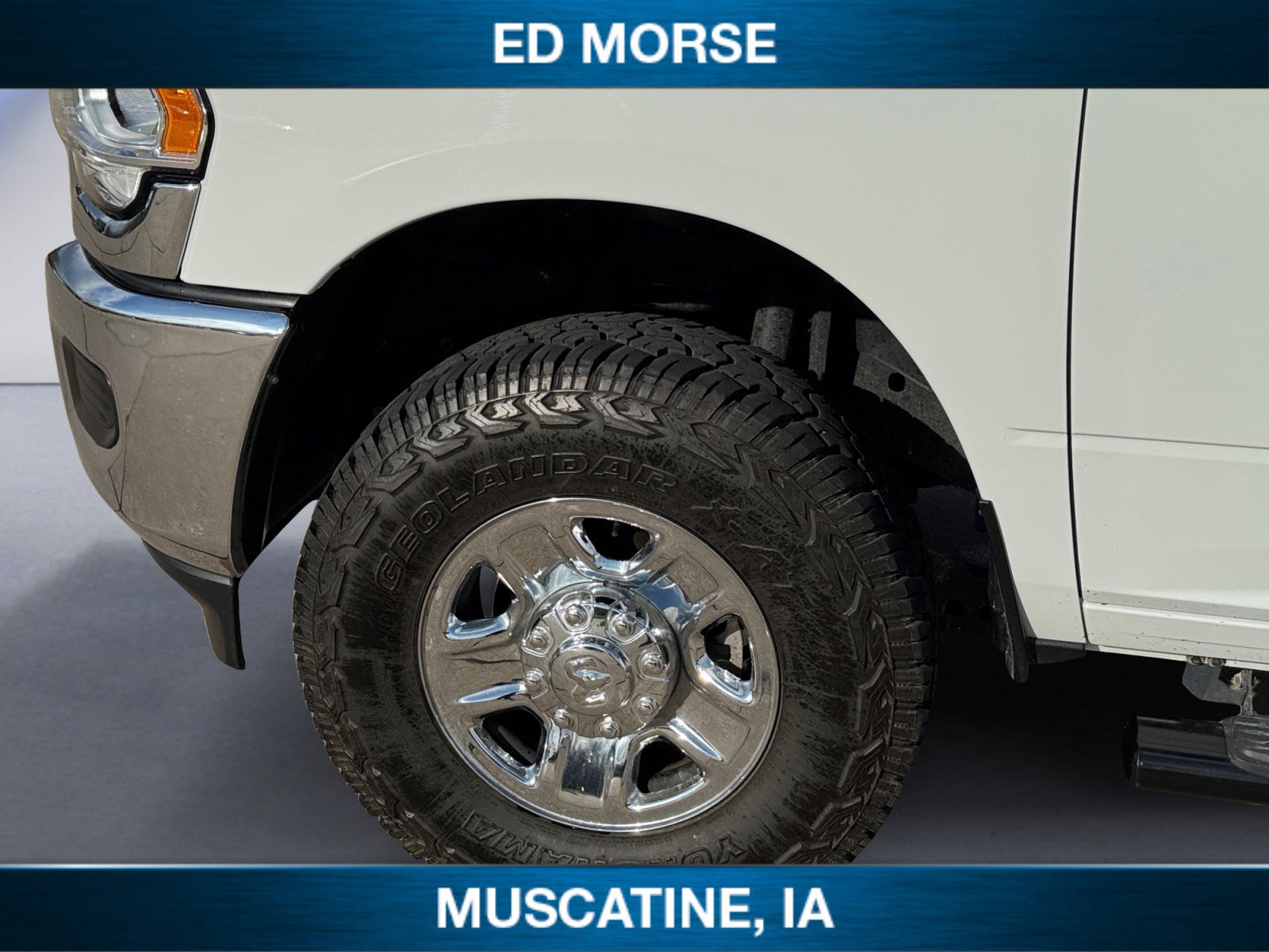 Used 2024 RAM 2500 Tradesman w/ Chrome Appearance Group AWD/4WD image 14