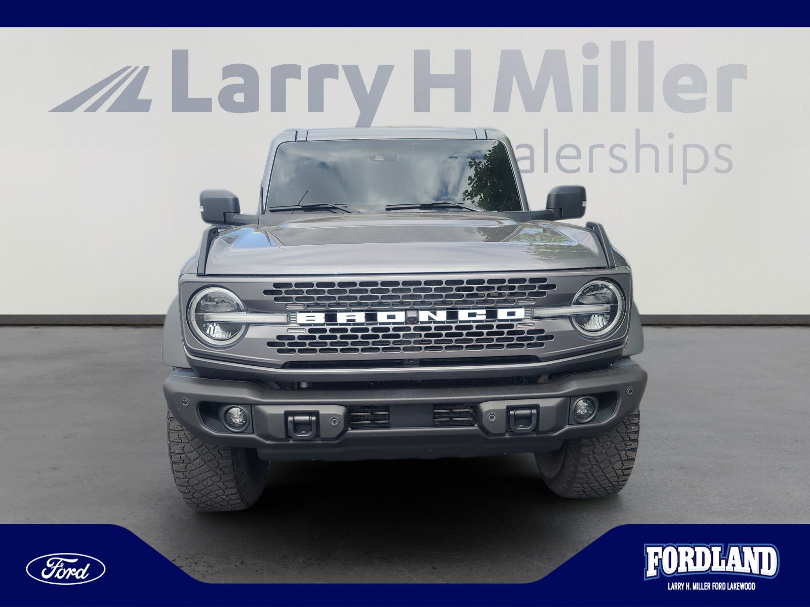 Used 2023 Ford Bronco Badlands w/ Sasquatch Package AWD/4WD image 8