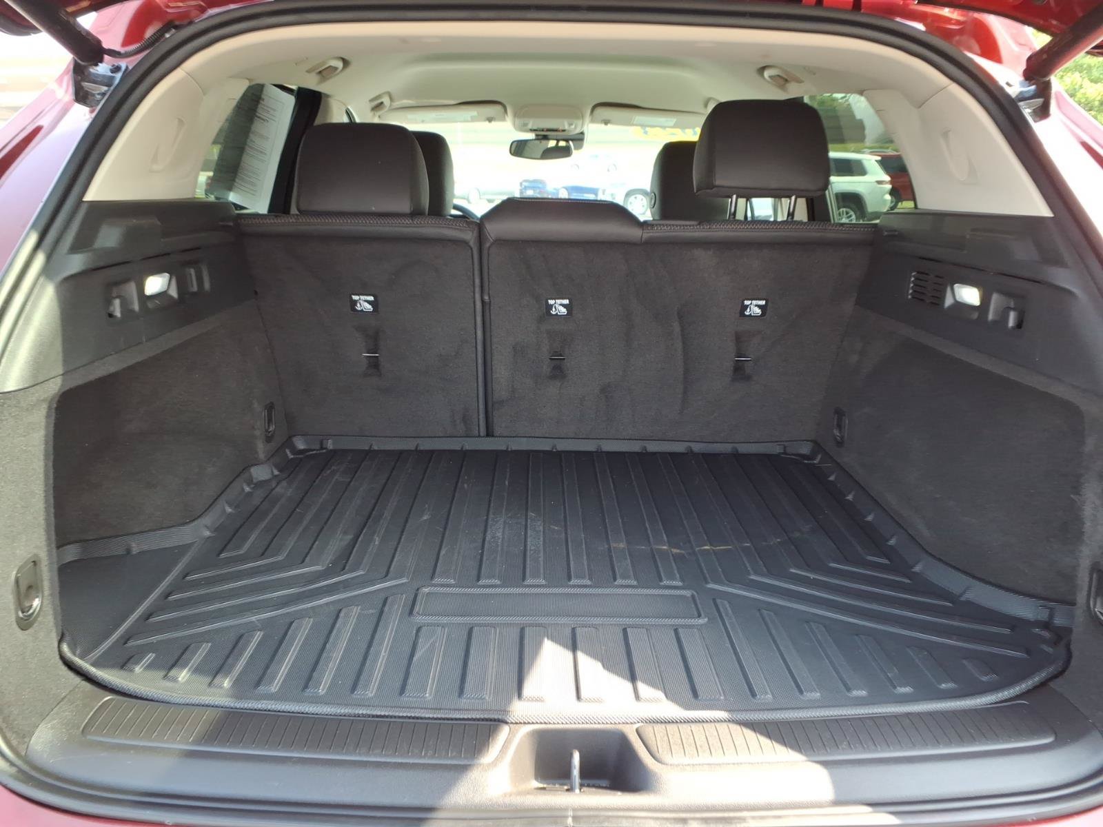 Used 2023 Buick Envision Preferred AWD/4WD image 29
