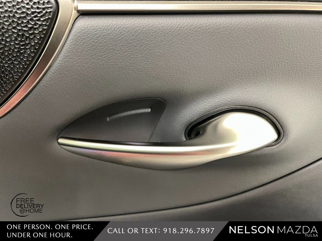 Used 2021 Lexus ES 300h w/ Premium Package image 46