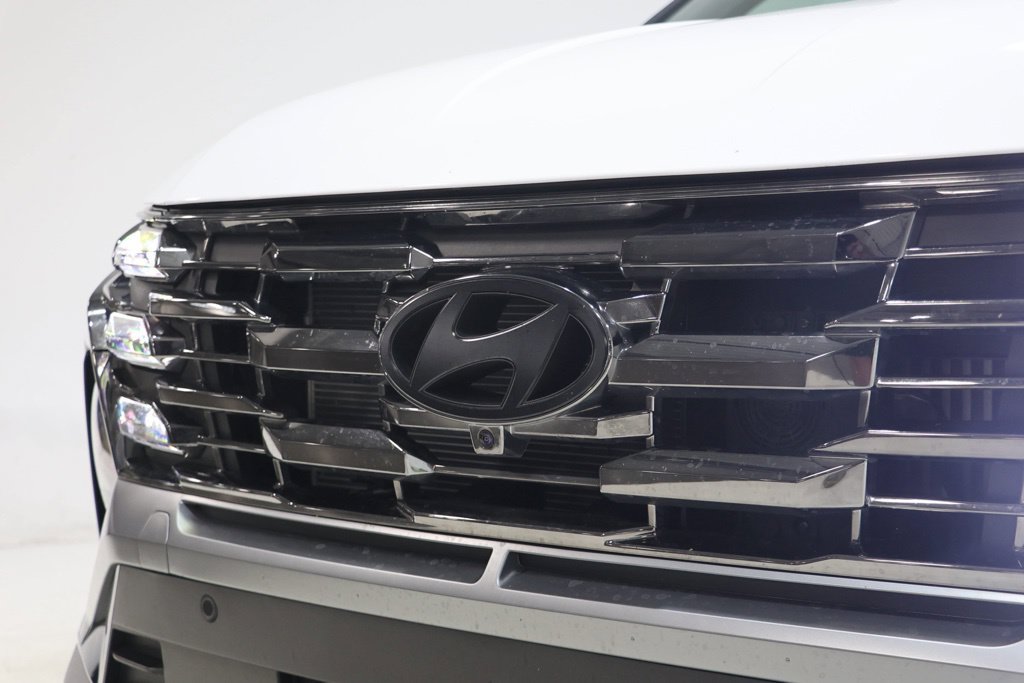 Used 2026 Hyundai Tucson Limited AWD/4WD image 10