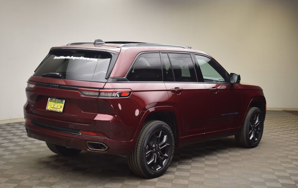 Used 2025 Jeep Grand Cherokee Limited 4xe image 4