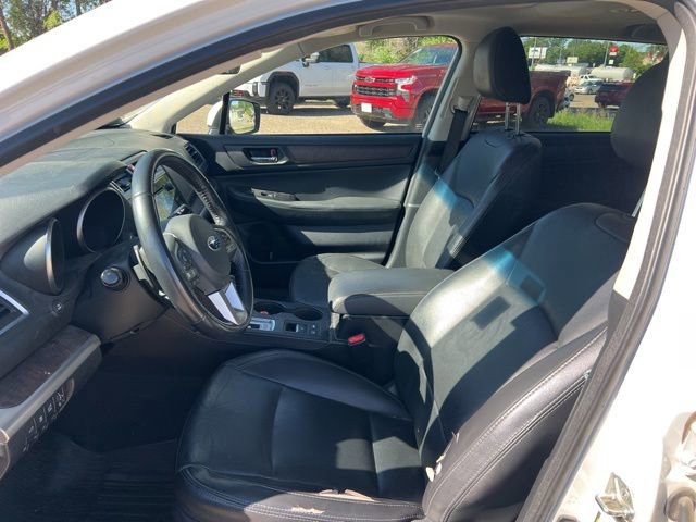 Used 2017 Subaru Outback 2.5i Limited AWD/4WD image 11