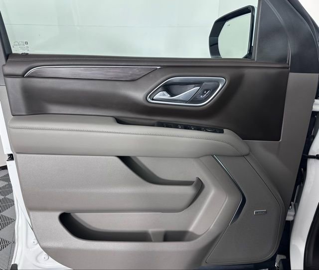 Used 2023 Chevrolet Tahoe Z71 w/ Luxury Package image 14