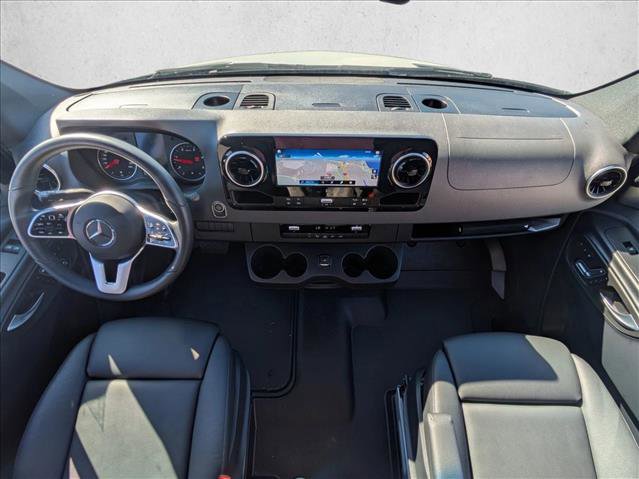 Used 2024 Mercedes-Benz Sprinter 2500 image 13