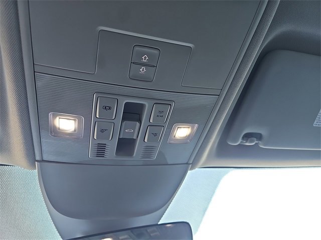 Used 2024 Volkswagen Taos SE image 26