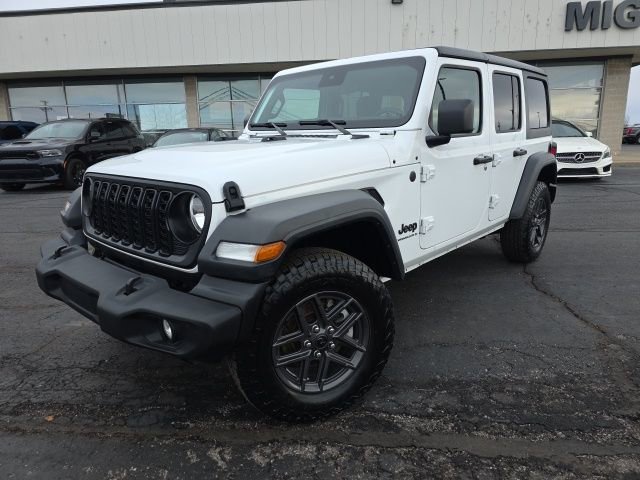 Used 2024 Jeep Wrangler Sport S image 2