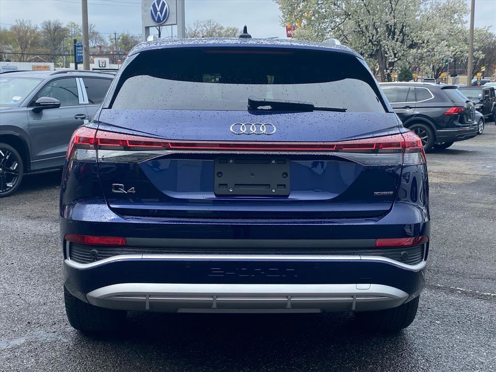 Used 2023 Audi Q4 e-tron Premium image 4
