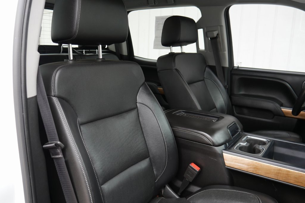Used 2018 Chevrolet Silverado 3500 LTZ w/ Duramax Plus Package image 22