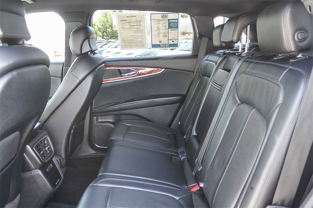 Used 2018 Lincoln MKX Reserve w/ Driver Assistance Package image 22