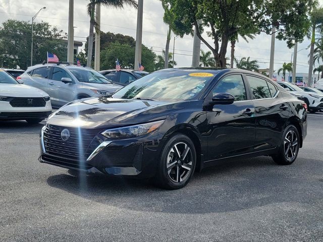 Used 2025 Nissan Sentra SV image 2