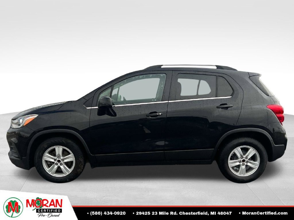 Used 2020 Chevrolet Trax LT w/ LT Convenience Package FWD image 2