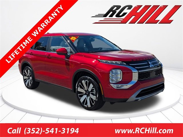 New 2025 Mitsubishi Outlander SE