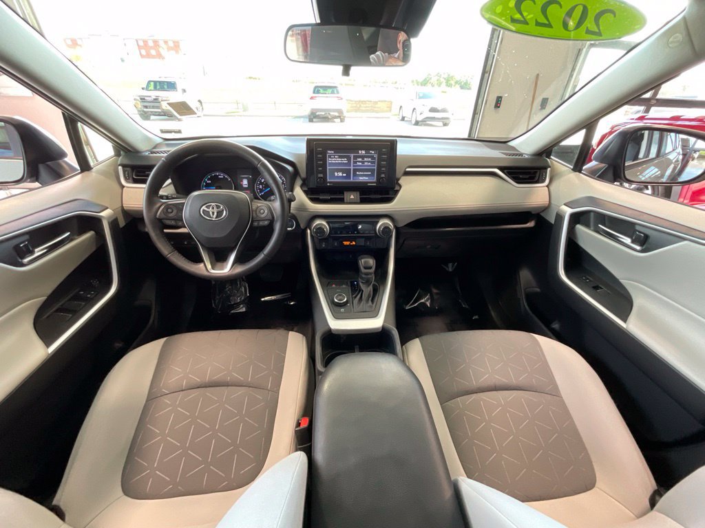Certified 2022 Toyota RAV4 XLE AWD/4WD image 8