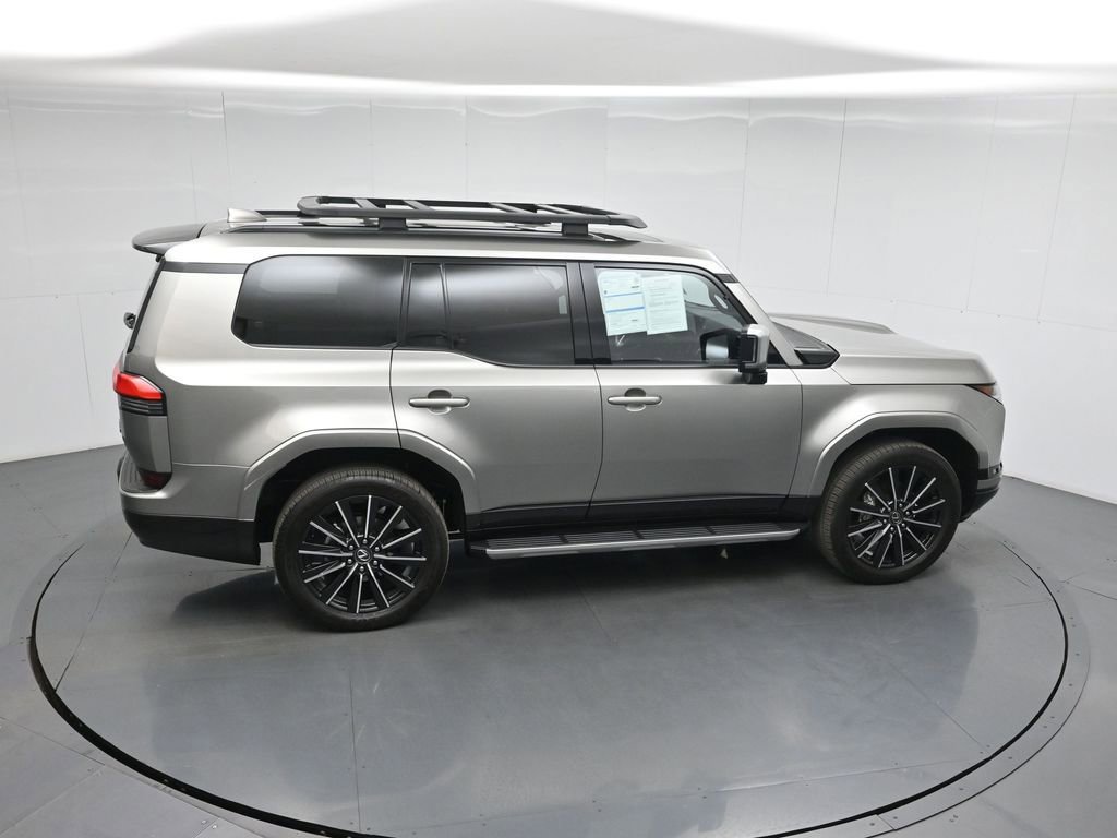 Used 2025 Lexus GX 550 w/ Accessory Package (2T) image 58