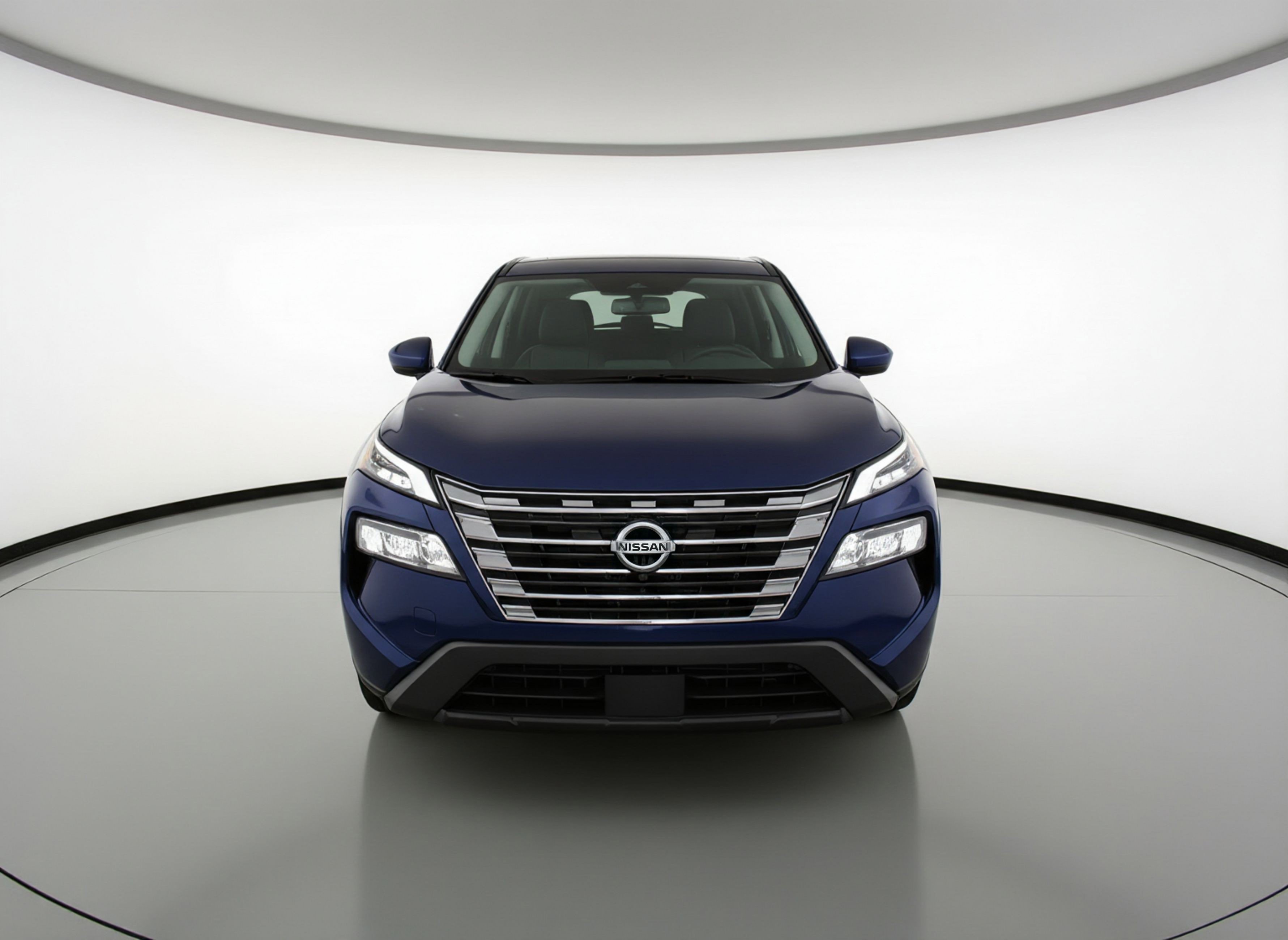 Used 2025 Nissan Rogue SV image 2