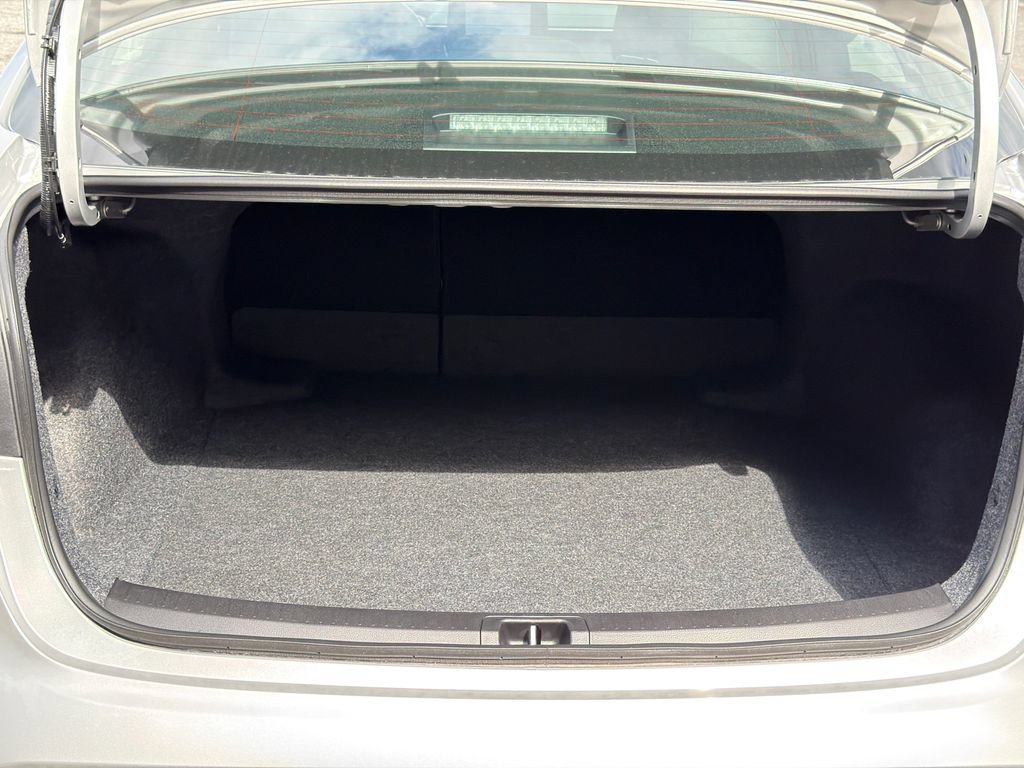 Used 2026 Toyota Corolla LE FWD image 22
