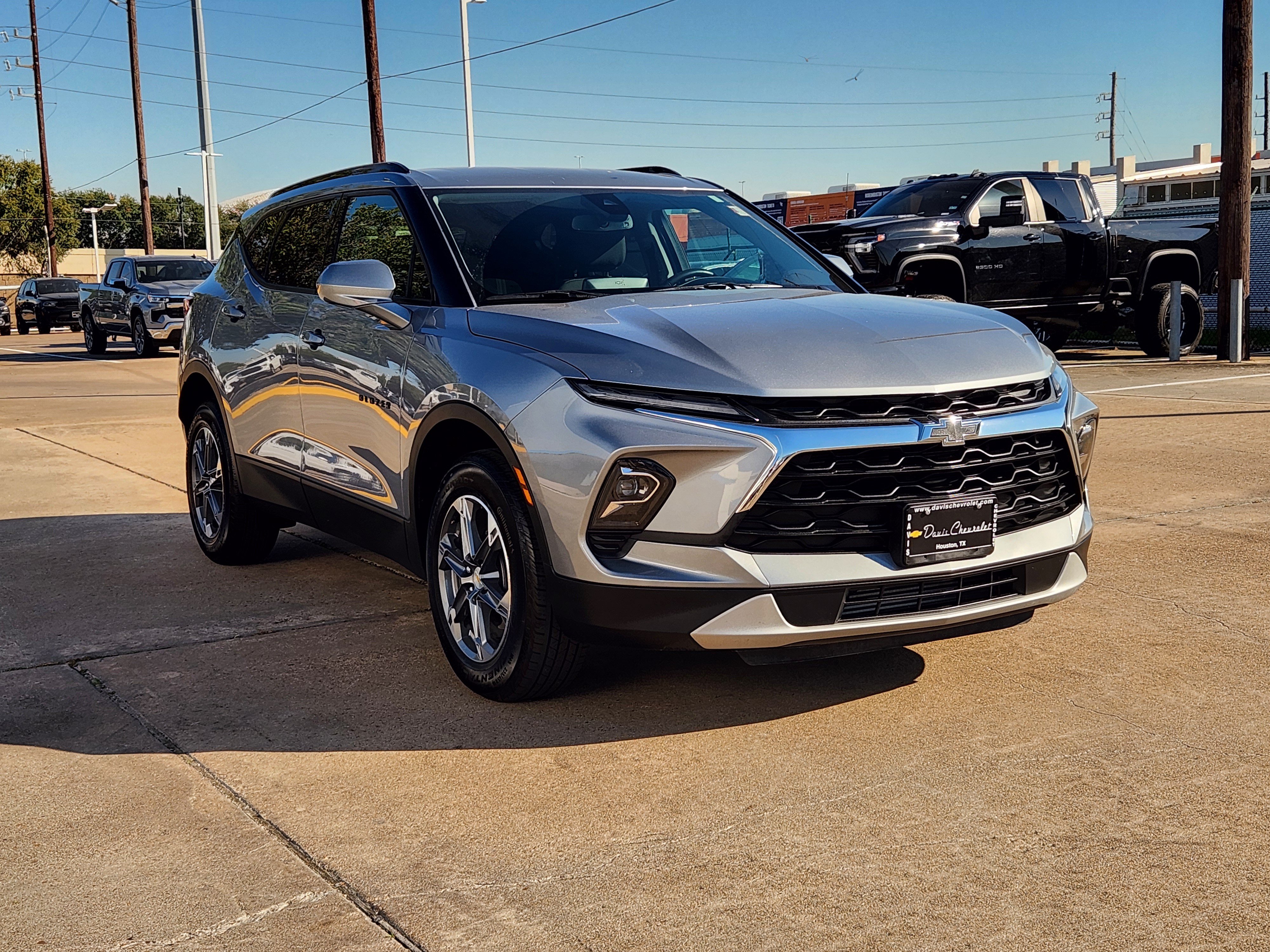 Used 2024 Chevrolet Blazer LT w/ Convenience Package FWD image 4