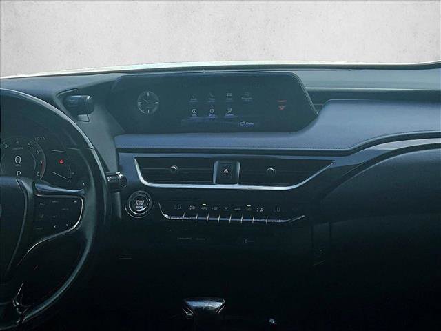 Used 2019 Lexus UX 200 w/ Accessory Package 2 FWD image 8