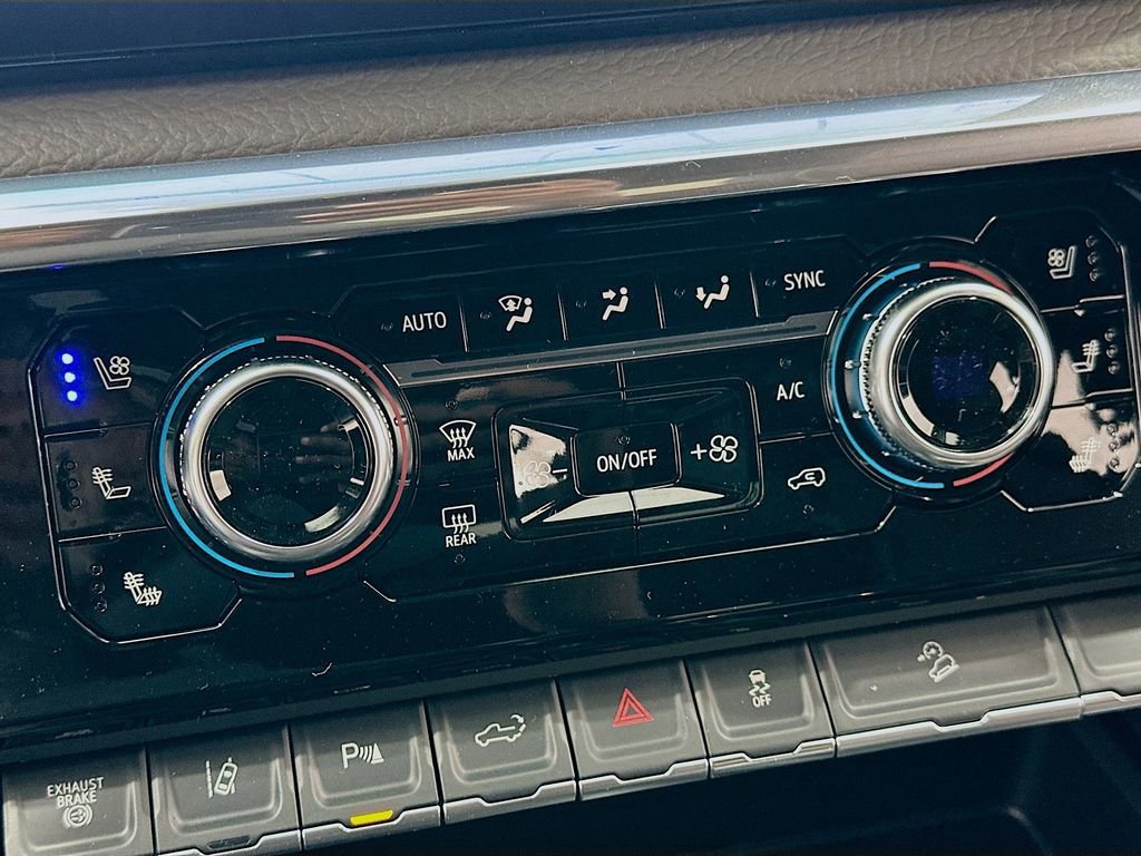 New 2026 GMC Sierra 2500 Denali image 16