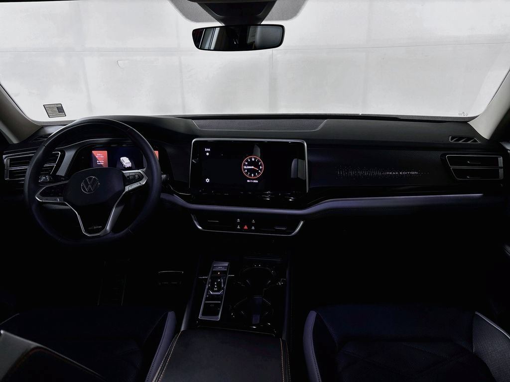 Certified 2024 Volkswagen Atlas Peak Edition SE AWD/4WD image 13