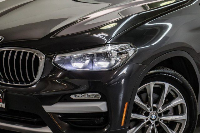 Used 2019 BMW X3 xDrive30i w/ Driving Assistance Package AWD/4WD image 2