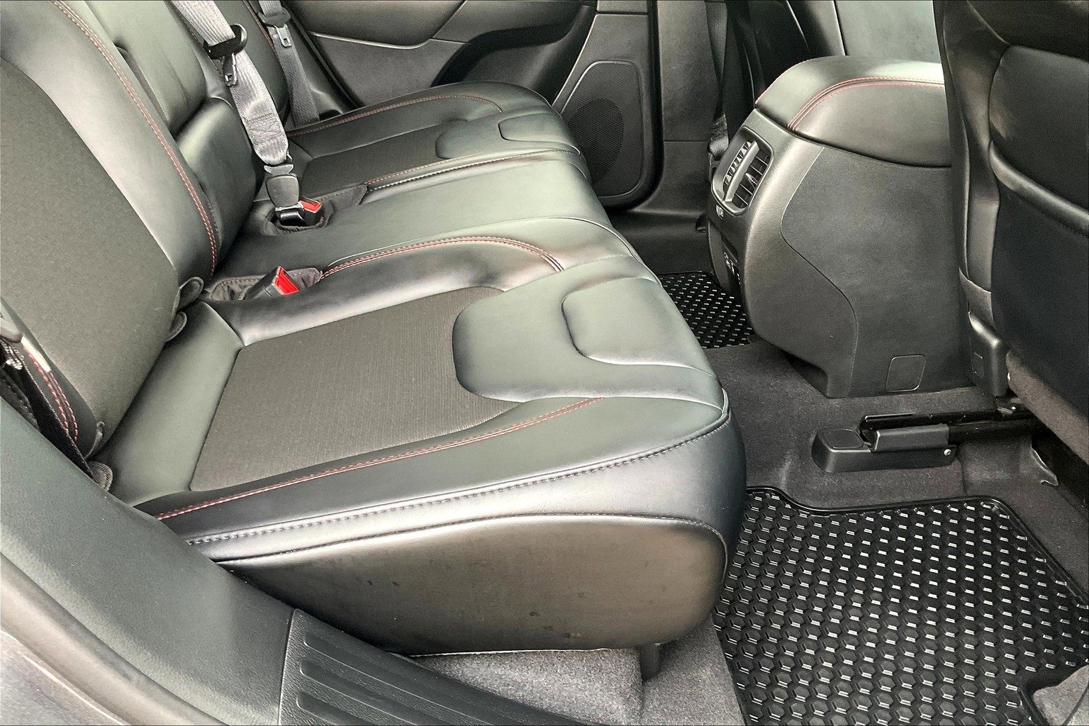 Used 2022 Jeep Cherokee Trailhawk w/ Trailer Tow Group image 18