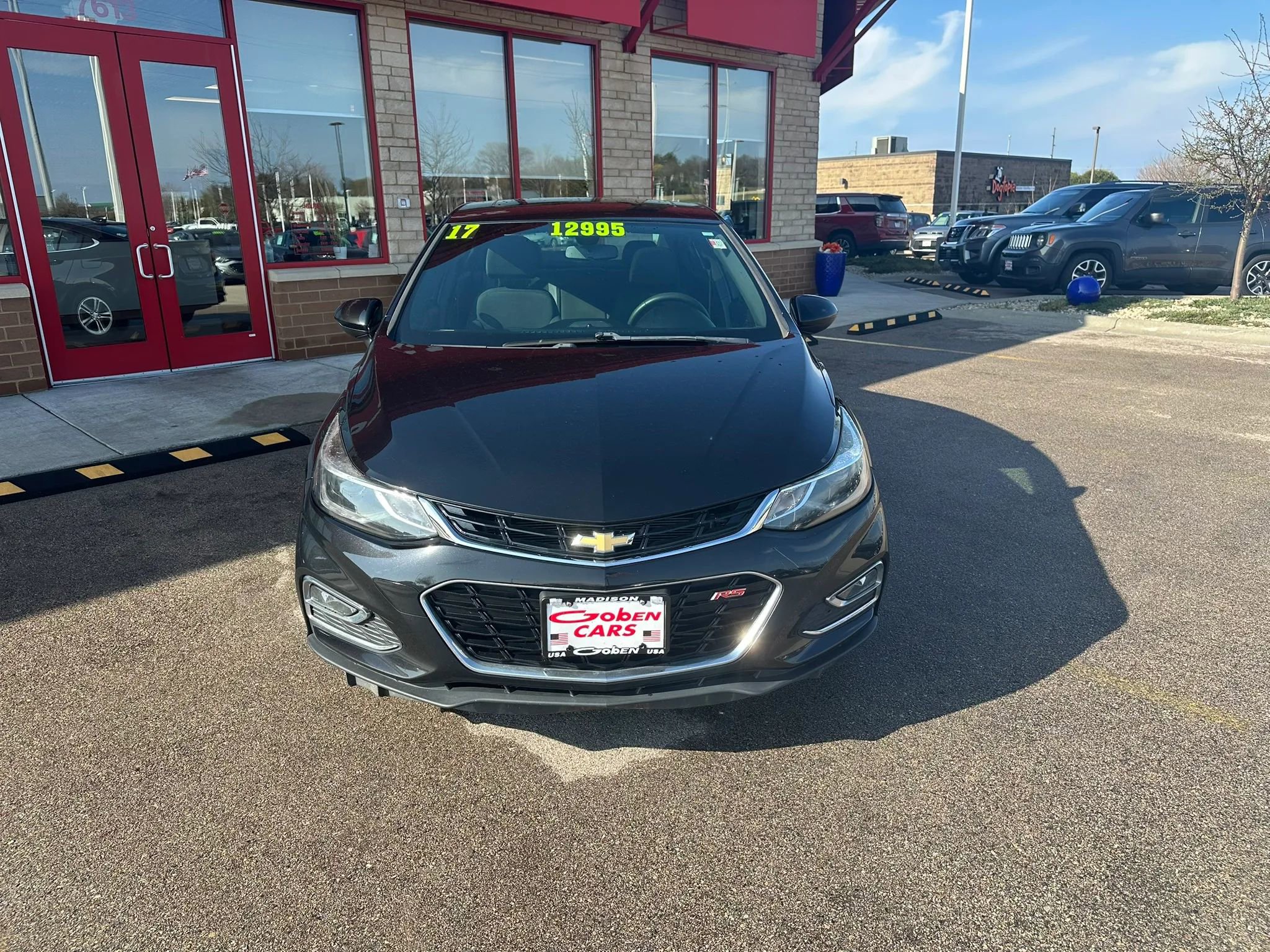 Used 2017 Chevrolet Cruze LT w/ LT True North Edition FWD image 3