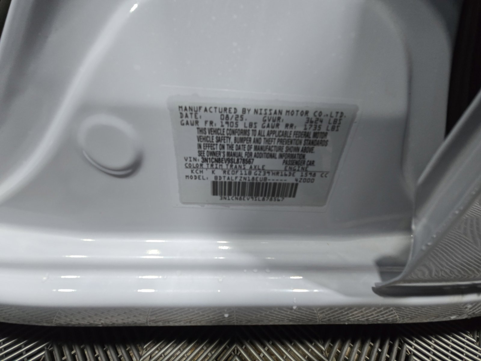 New 2025 Nissan Versa SV w/ Trunk Package image 25