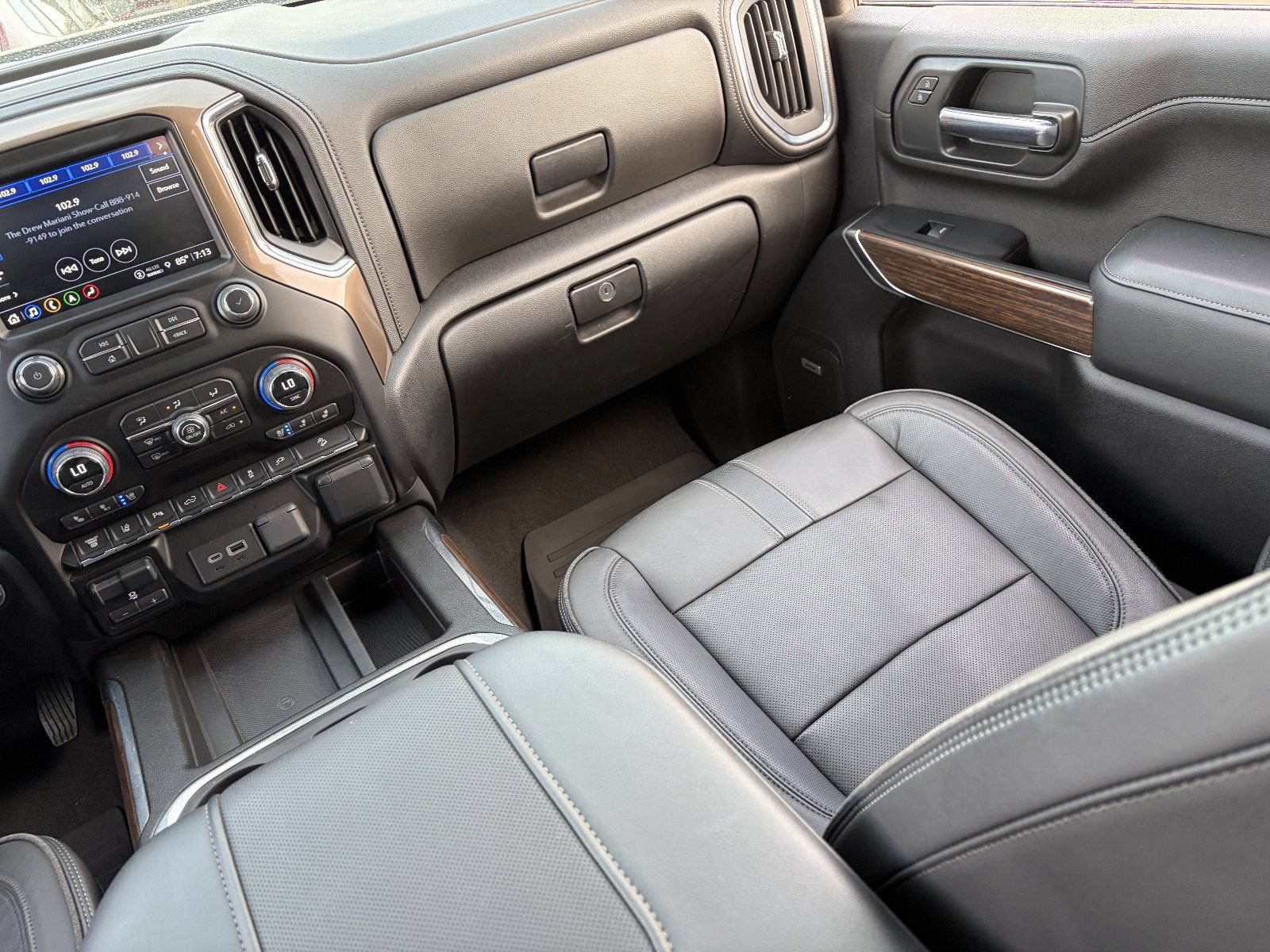 Certified 2023 Chevrolet Silverado 2500 High Country w/ Z71 Off-Road Package AWD/4WD image 17