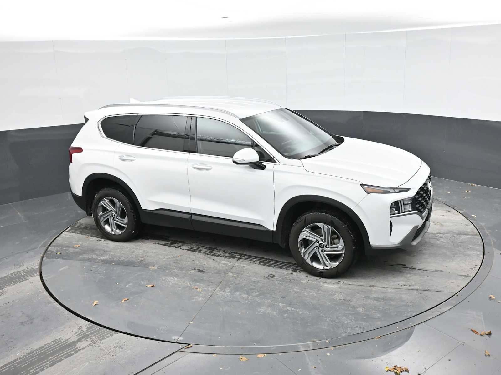 Used 2023 Hyundai Santa Fe SEL image 32
