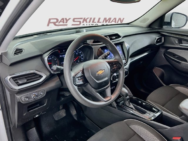 Used 2022 Chevrolet TrailBlazer LT w/ Convenience Package AWD/4WD image 33