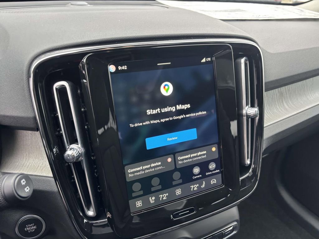 New 2026 Volvo XC40 B5 Plus w/ Protection Package Premier image 19