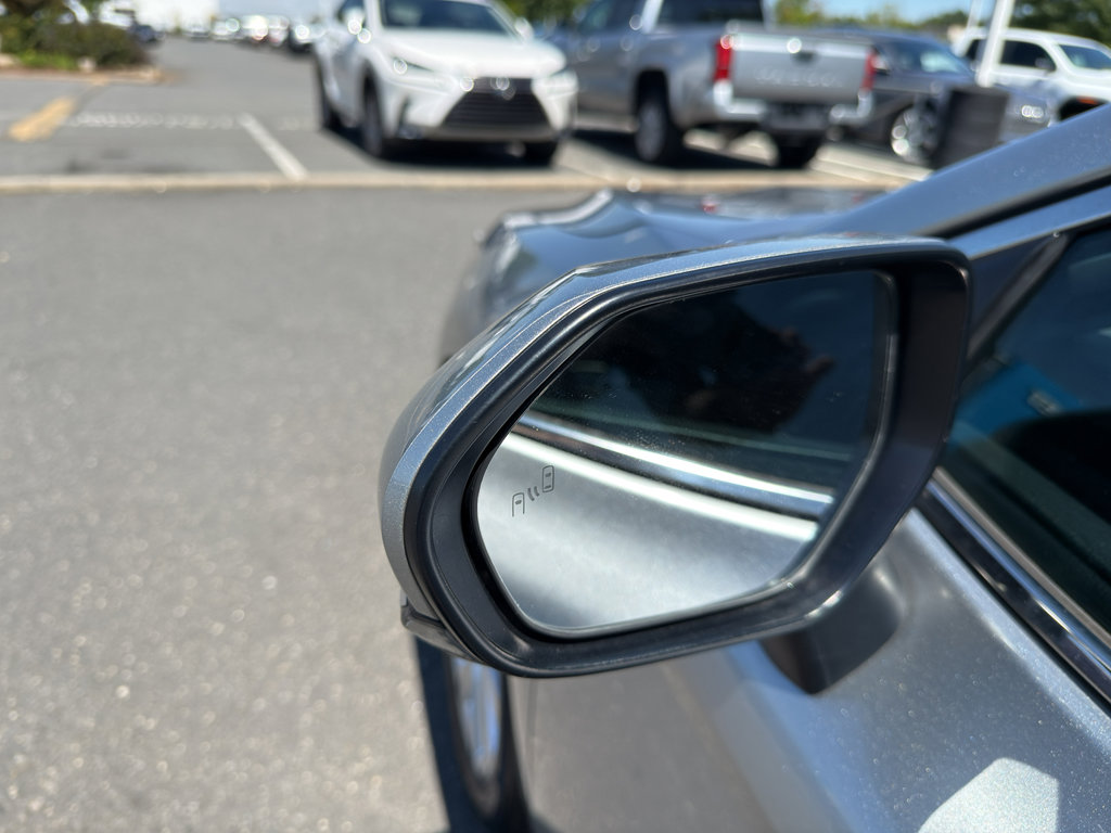 Used 2024 Toyota Camry LE image 9