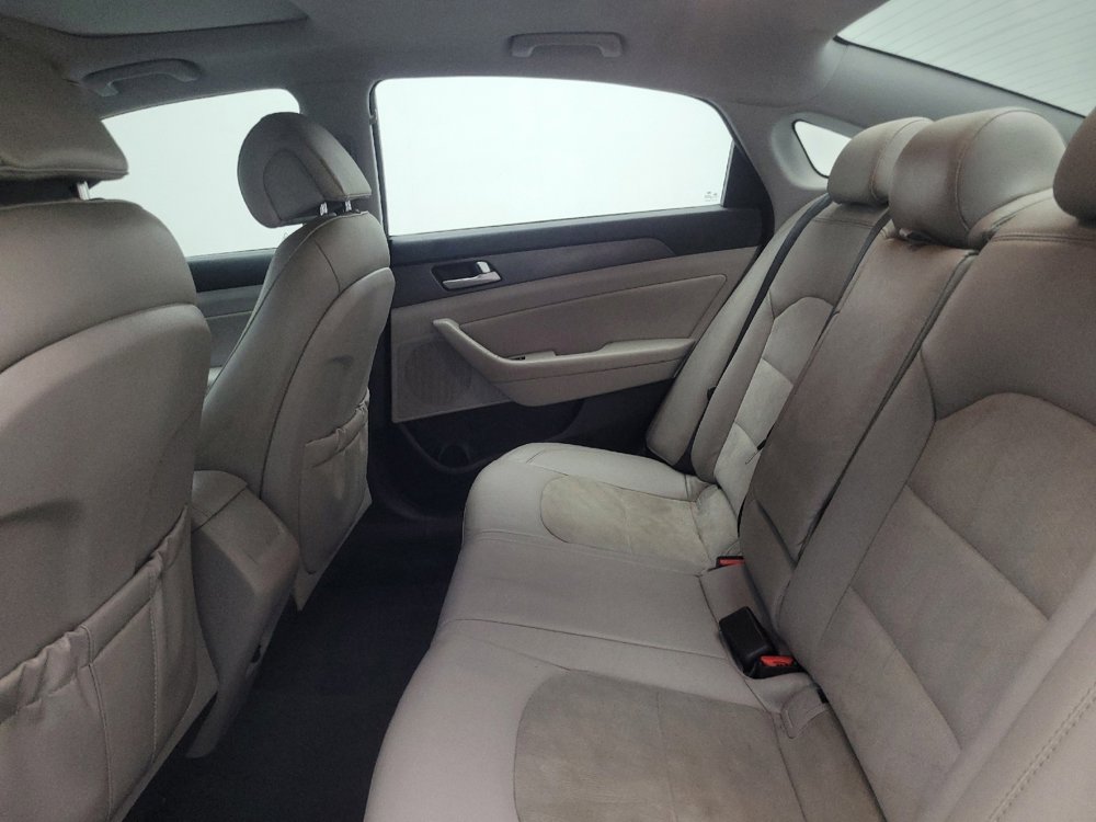 Used 2016 Hyundai Sonata Sport w/ Option Group 1V image 18
