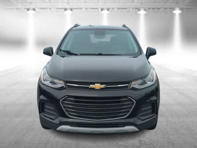 Used 2019 Chevrolet Trax LT w/ LT Convenience Package AWD/4WD image 3