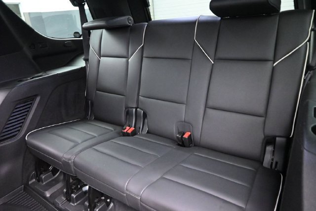 Used 2021 Cadillac Escalade Sport w/ Driver Assist Tech Package AWD/4WD image 18