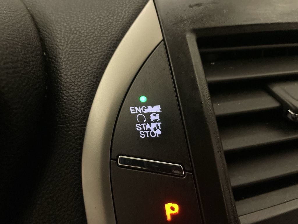 Used 2015 Lincoln MKC AWD w/ Equipment Group 101A Select image 10