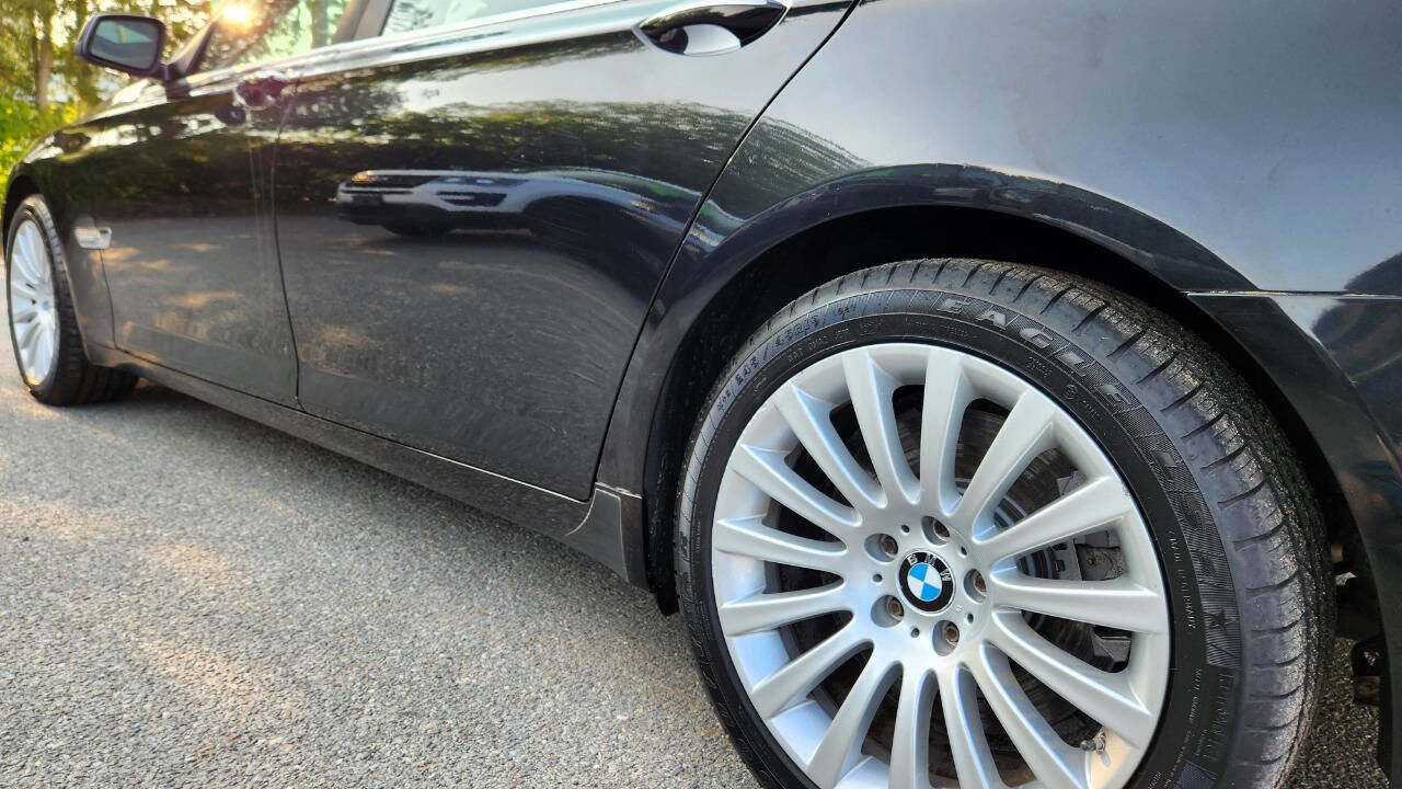 Used 2011 BMW 750Li xDrive 750Li xDrive AWD 4dr Sedan image 10