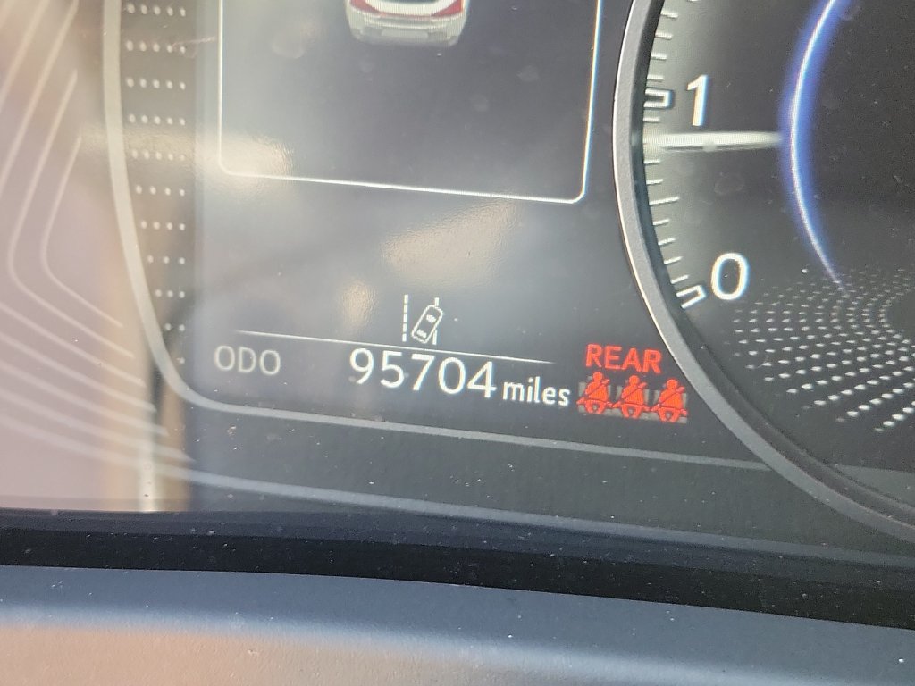 Used 2022 Lexus UX 200 w/ Premium Package FWD image 30