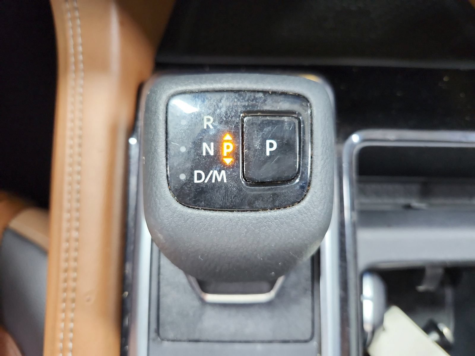 Used 2023 Nissan Pathfinder Platinum w/ Cargo Package AWD/4WD image 27