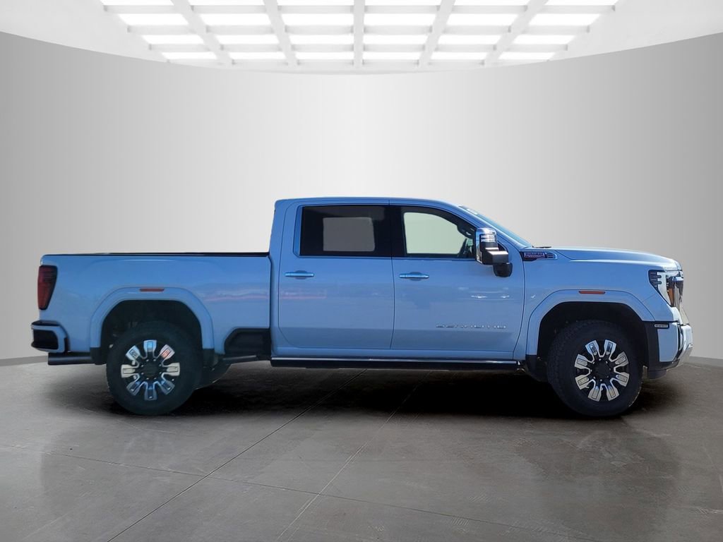 New 2026 GMC Sierra 2500 Denali w/ Max Trailering Package image 3