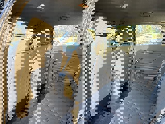 Used 2024 Hyundai Elantra SEL image 12