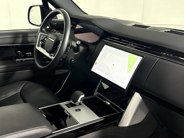 Used 2024 Land Rover Range Rover Long Wheelbase SE AWD/4WD image 25