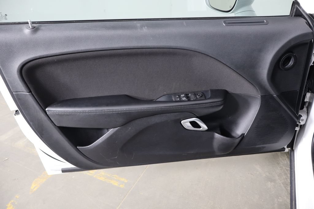 Used 2021 Dodge Challenger SXT RWD image 19