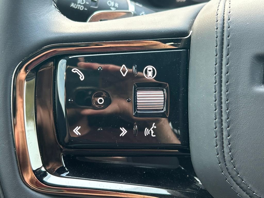 Used 2026 Land Rover Range Rover Velar S image 37