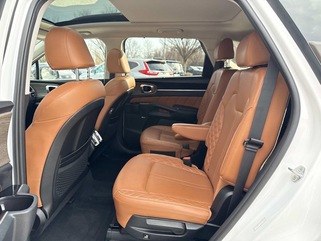 Used 2023 Kia Sorento SX Prestige AWD/4WD image 19