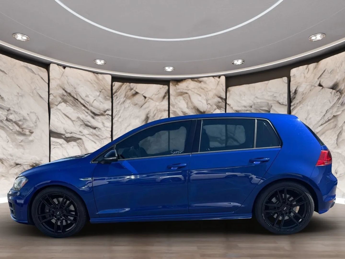 Used 2015 Volkswagen Golf R 4-Door AWD/4WD image 4